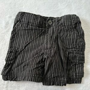 🔥3 for $10🔥 black stripe shorts 3-6M